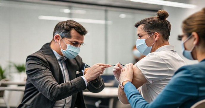 Campanha de Vacinação contra Gripe: Benefícios para Empresas e Colaboradores